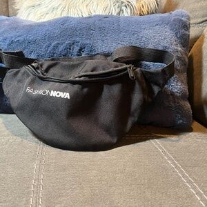 Fashion Nova bag